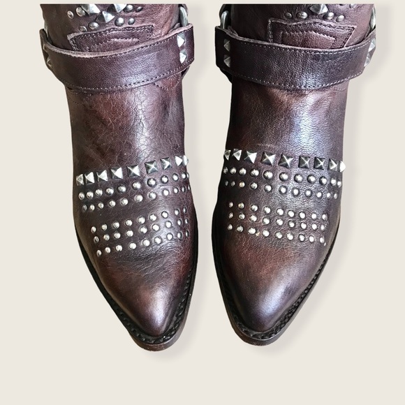 Frye Billy Biker Studded Brown Leather Harness Vintage Festival Moto Ankle Boots - Picture 4 of 9